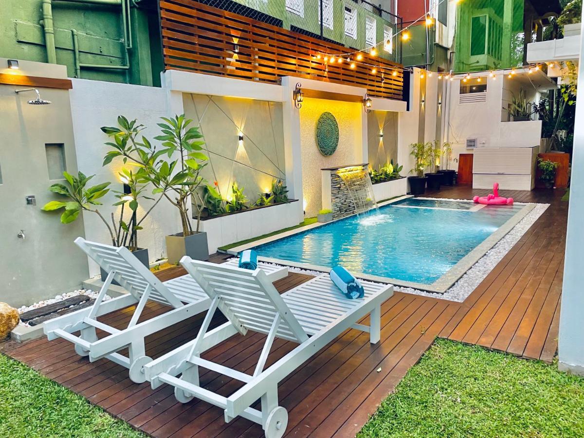 8 Plus Luxury Apartments Negombo Buitenkant foto