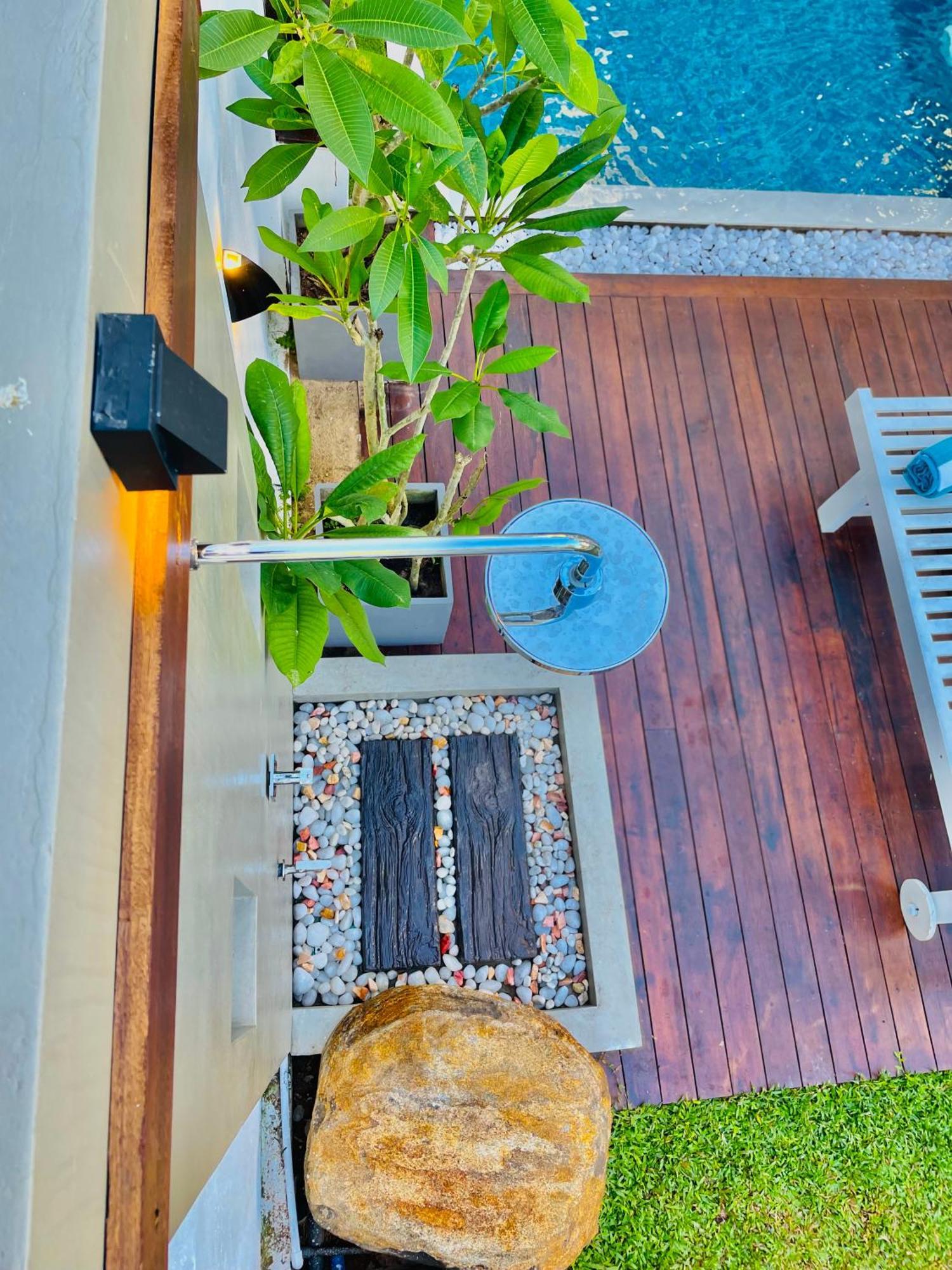 8 Plus Luxury Apartments Negombo Buitenkant foto
